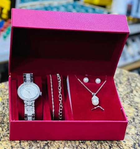 بكج ساعة ستاتي