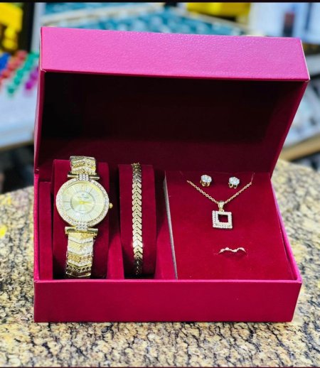 بكج ساعة ستاتي