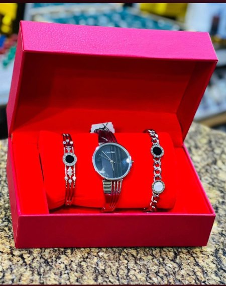 بكج ساعة ستاتي