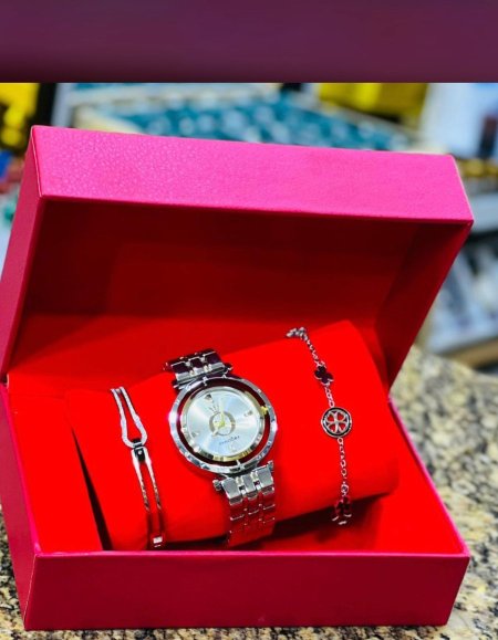 بكج ساعة ستاتي