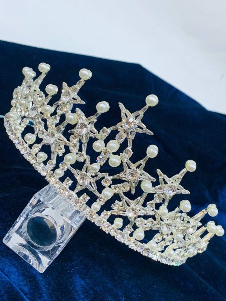 تاجات كريستال