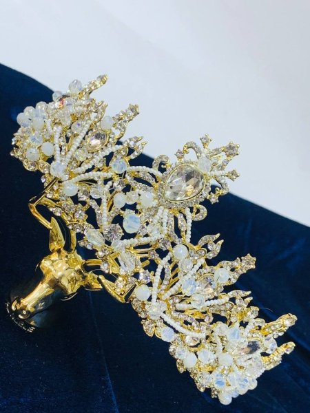 تاجات كريستال