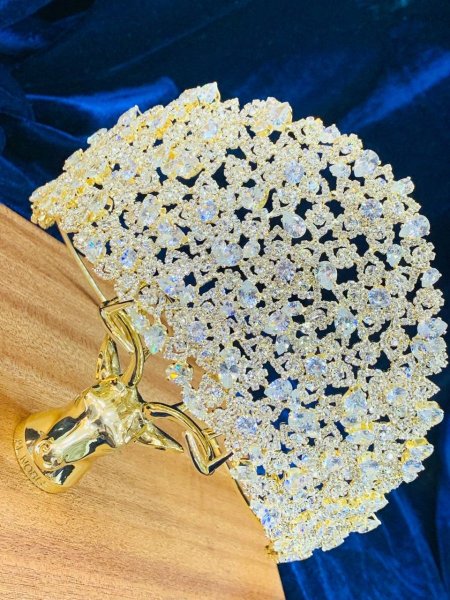 تاجات كريستال