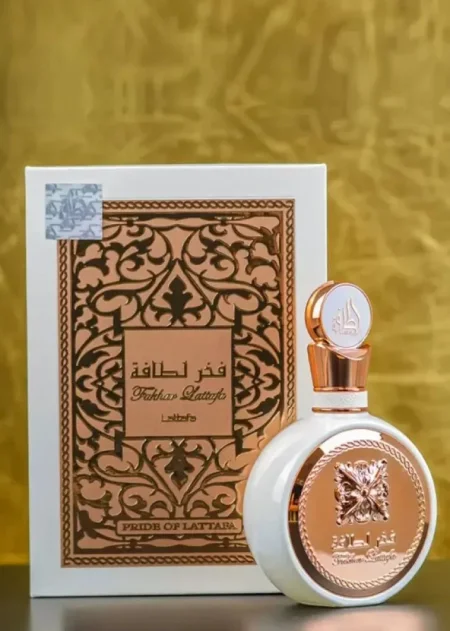 عطر فخر لطافة ذهبي للنساء