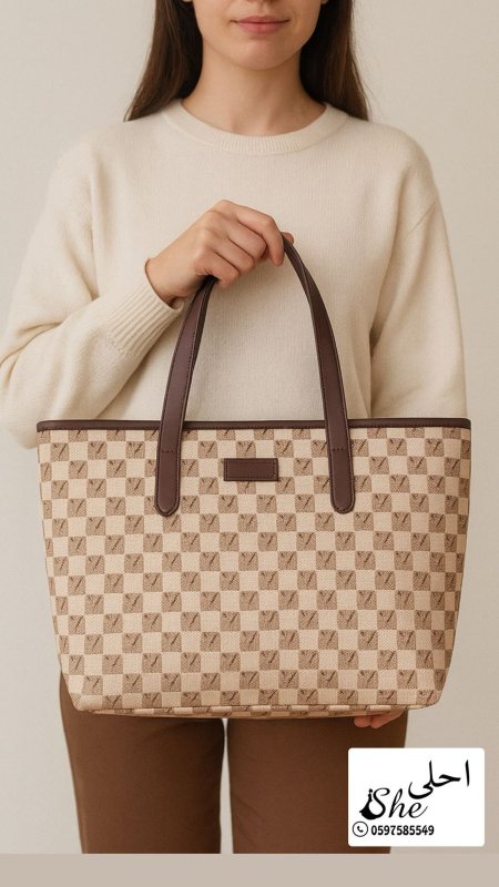 حقيبة Louis Vuitton Tote Bag